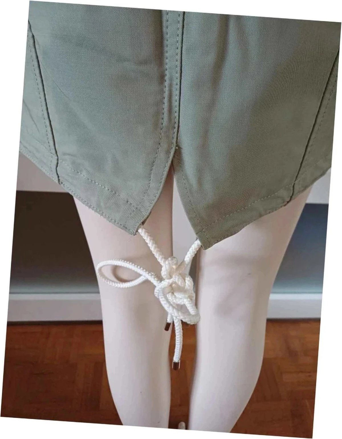 Pieza de diseñador Minifalda VictoriaTomas Estilo Cargo Safari talla 36) – photo 6